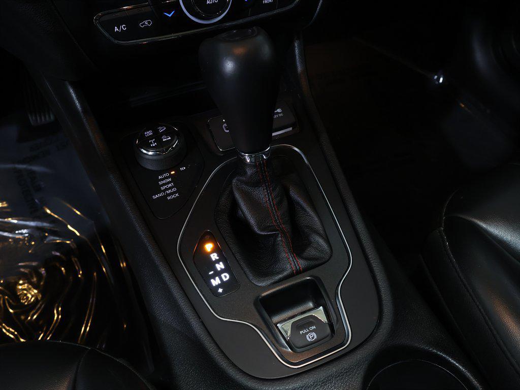 used 2020 Jeep Cherokee car, priced at $14,993