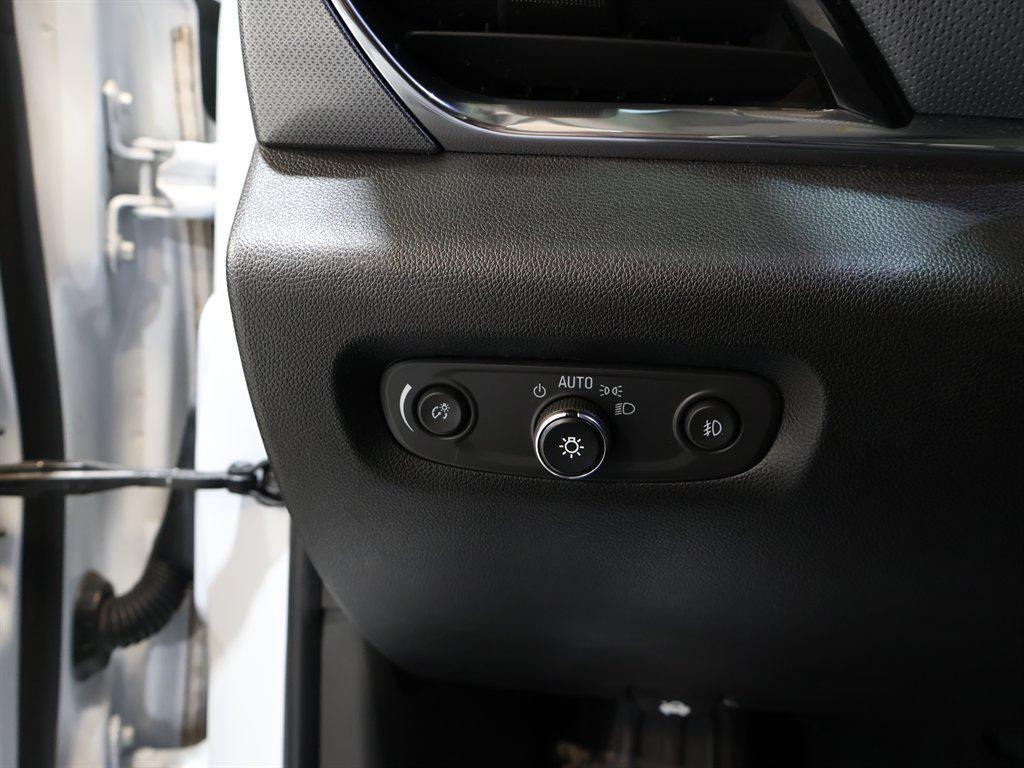 used 2018 Chevrolet Traverse car, priced at $17,593