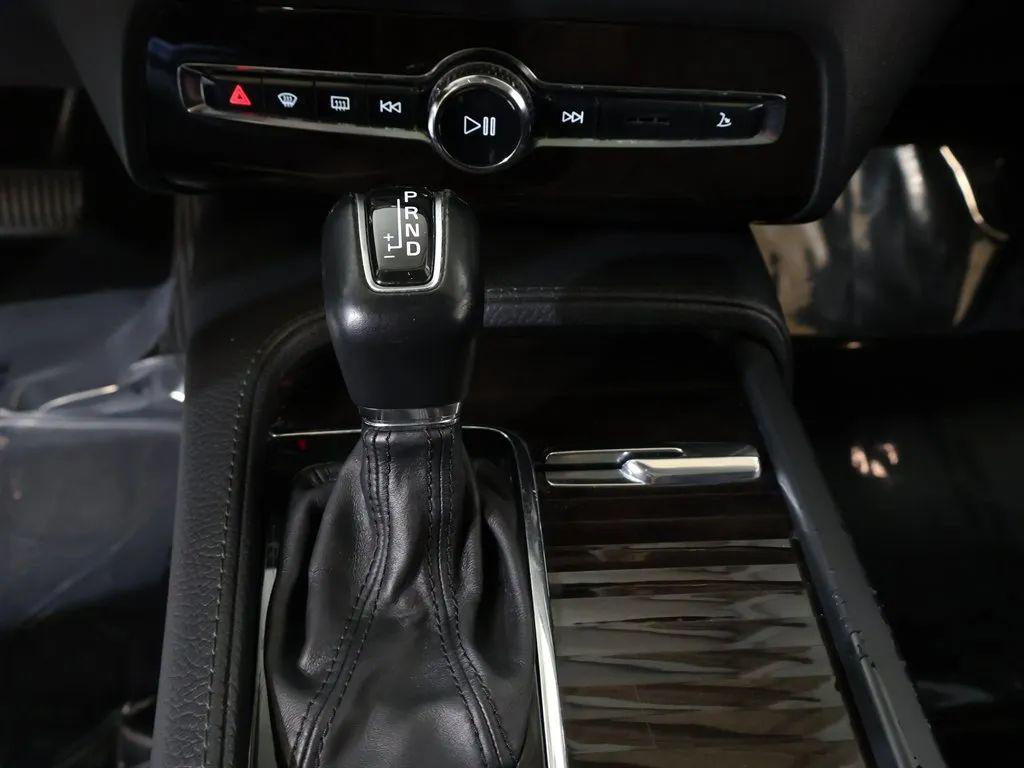 used 2017 Volvo XC90 car, priced at $16,493