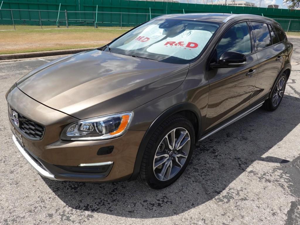 used 2016 Volvo V60 Cross Country car, priced at $12,450