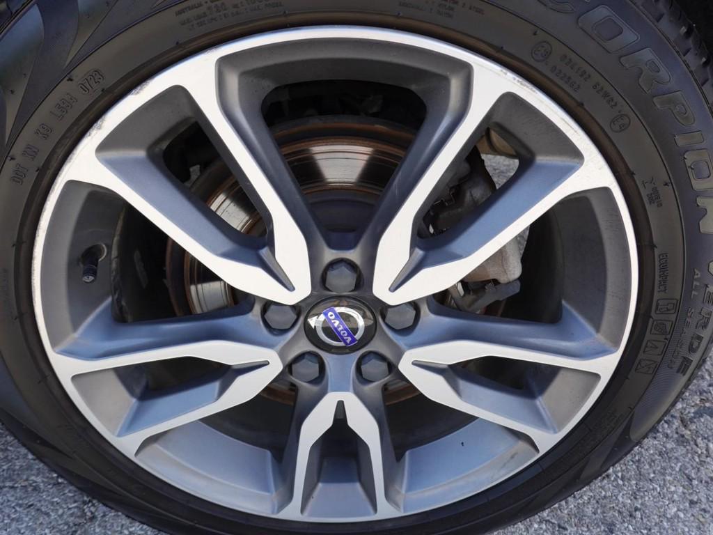 used 2016 Volvo V60 Cross Country car, priced at $12,450