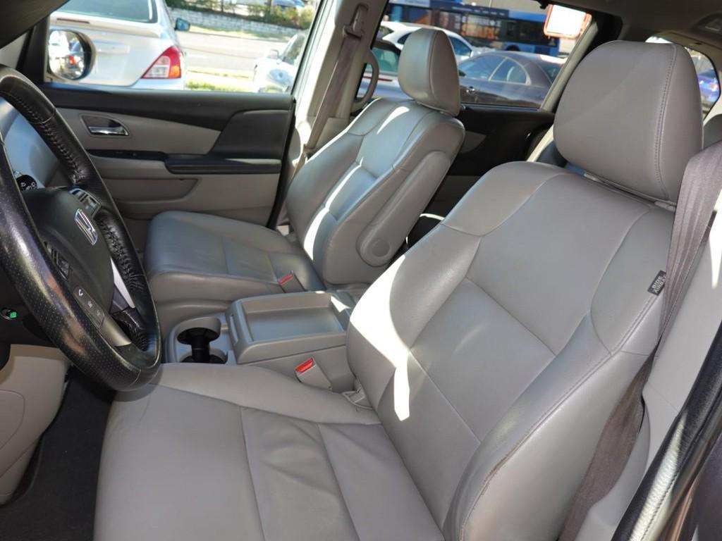 used 2014 Honda Odyssey car, priced at $10,950