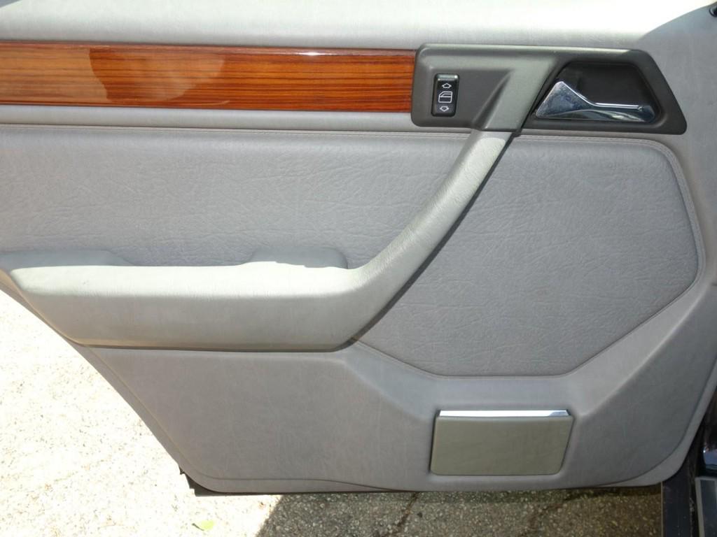 used 1993 Mercedes-Benz E-Class car, priced at $10,950