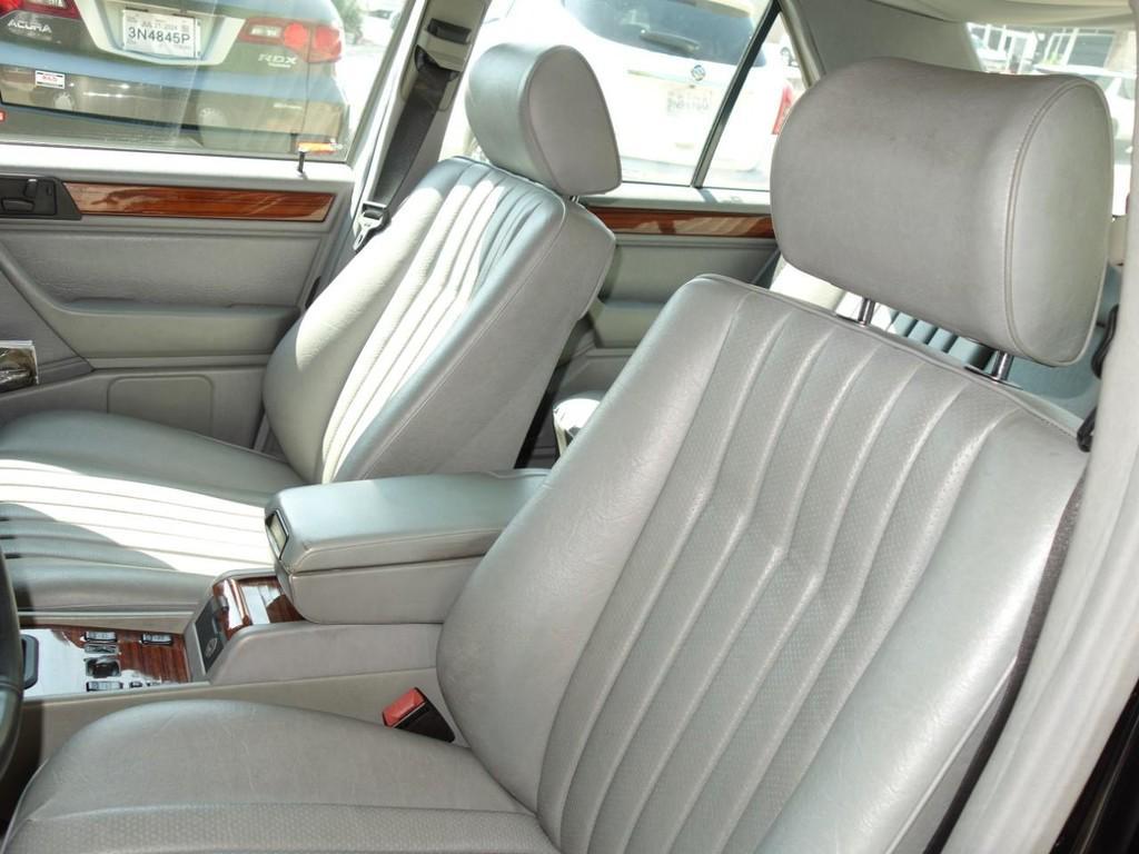 used 1993 Mercedes-Benz E-Class car, priced at $10,950