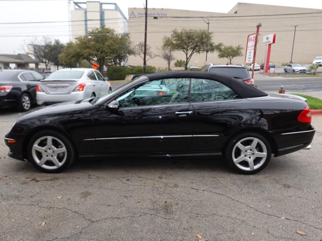 used 2007 Mercedes-Benz CLK-Class car, priced at $8,950
