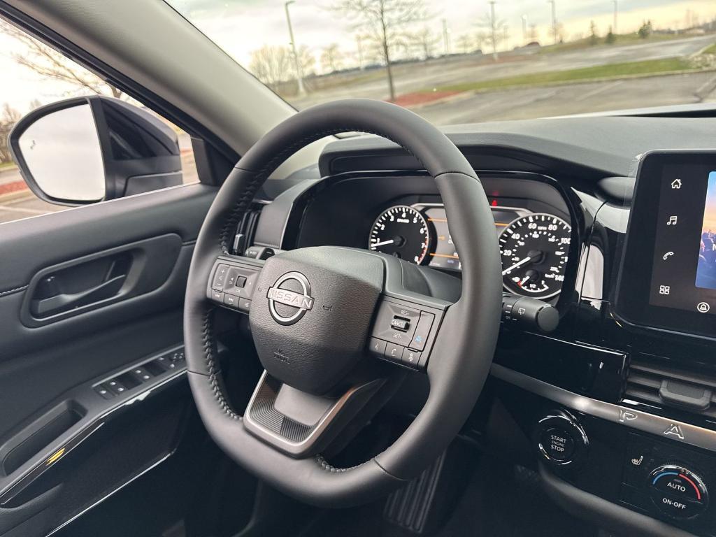 new 2026 Nissan Pathfinder car, priced at $37,311