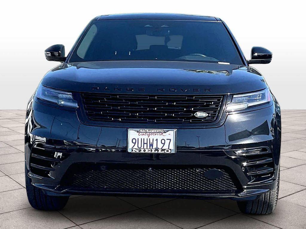 Land Rover Range Rover Velar view 3