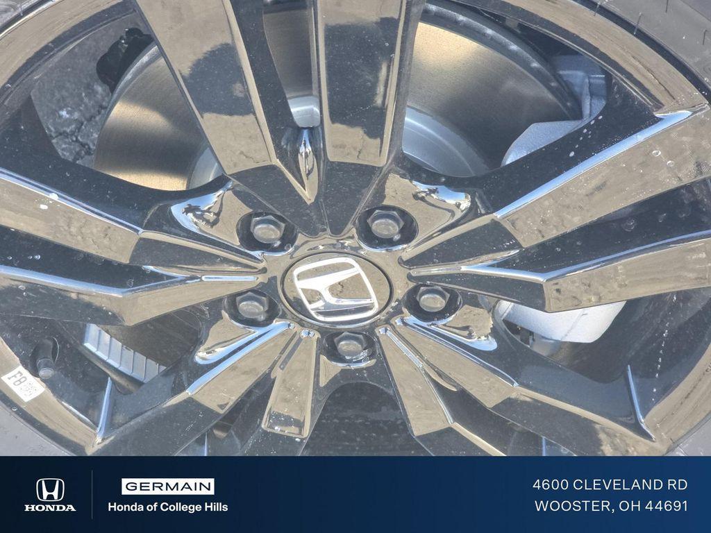 new 2026 Honda HR-V car, priced at $31,705