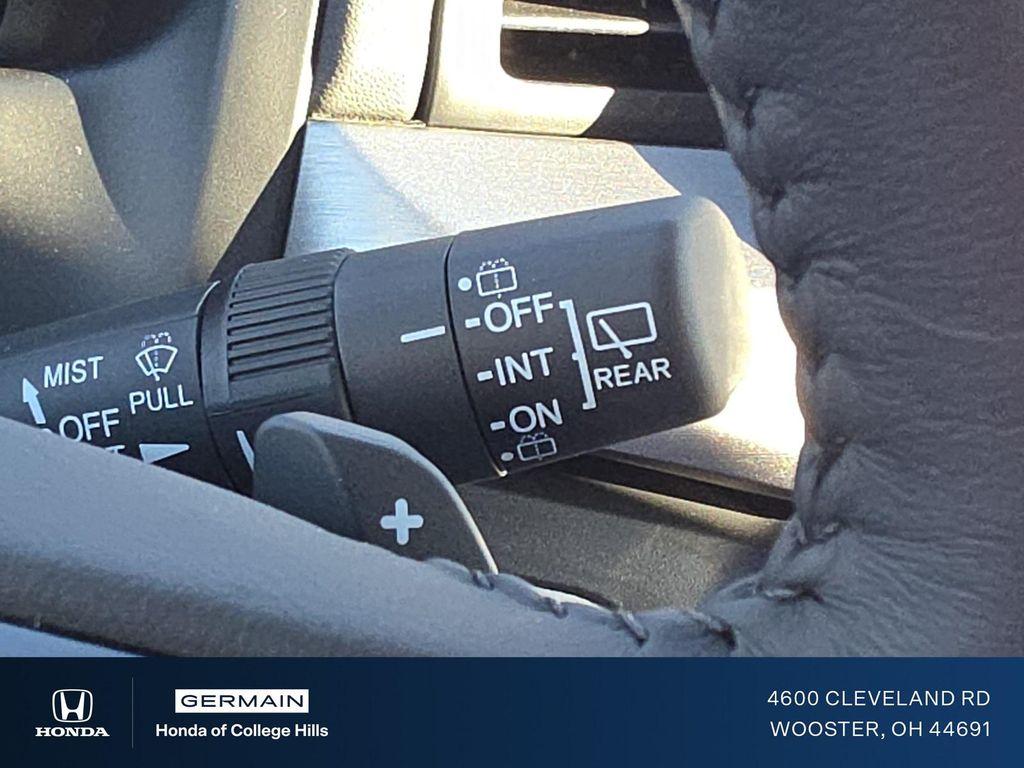 new 2026 Honda Odyssey car, priced at $44,290