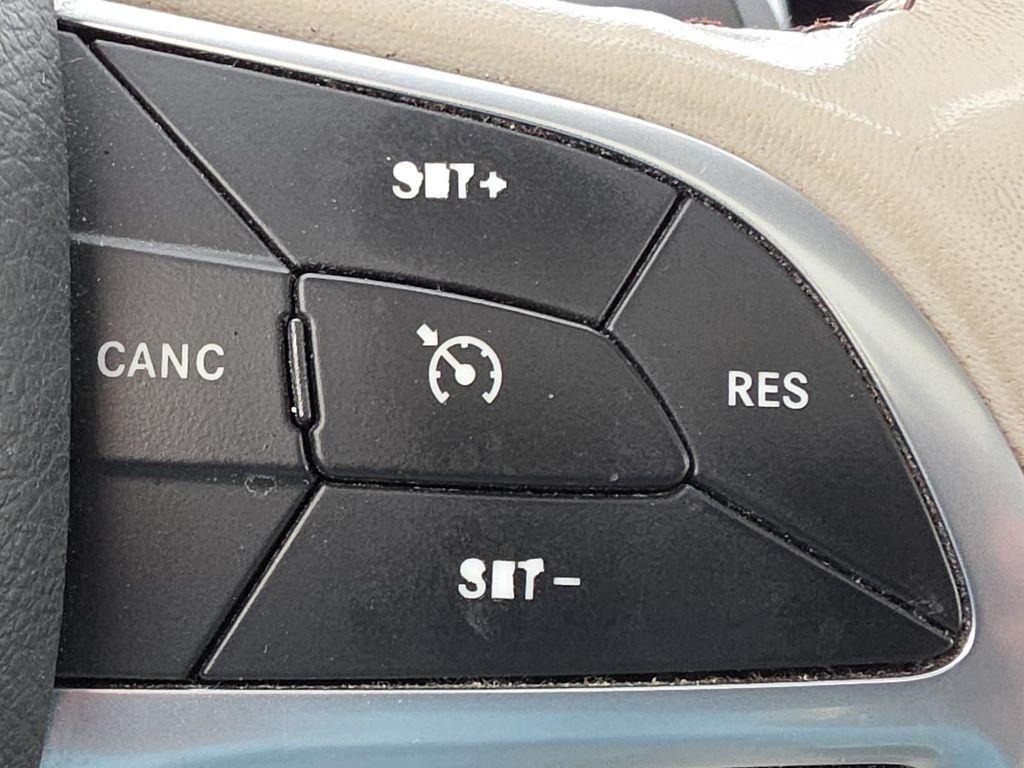 used 2020 Chrysler Pacifica car, priced at $15,721