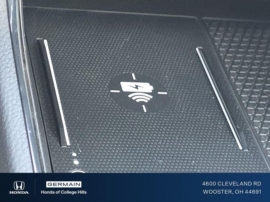 new 2026 Honda CR-V Hybrid car, priced at $41,675