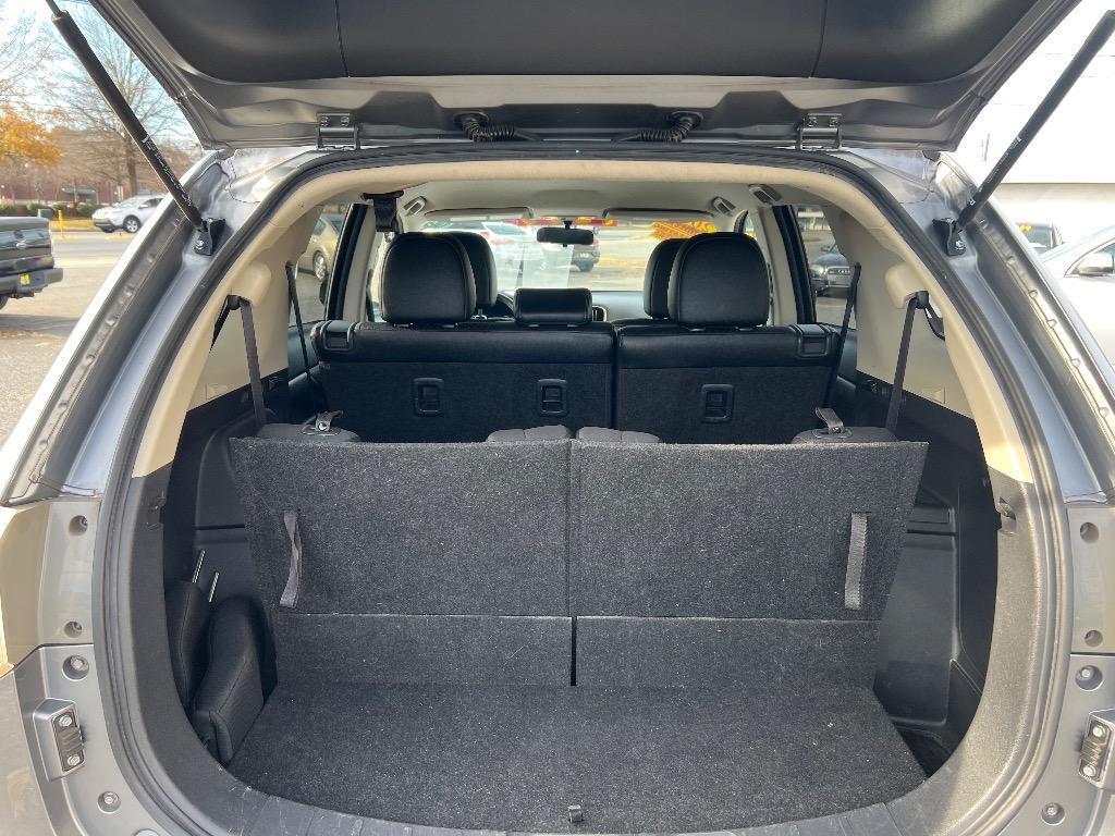 used 2015 Mitsubishi Outlander car, priced at $7,599