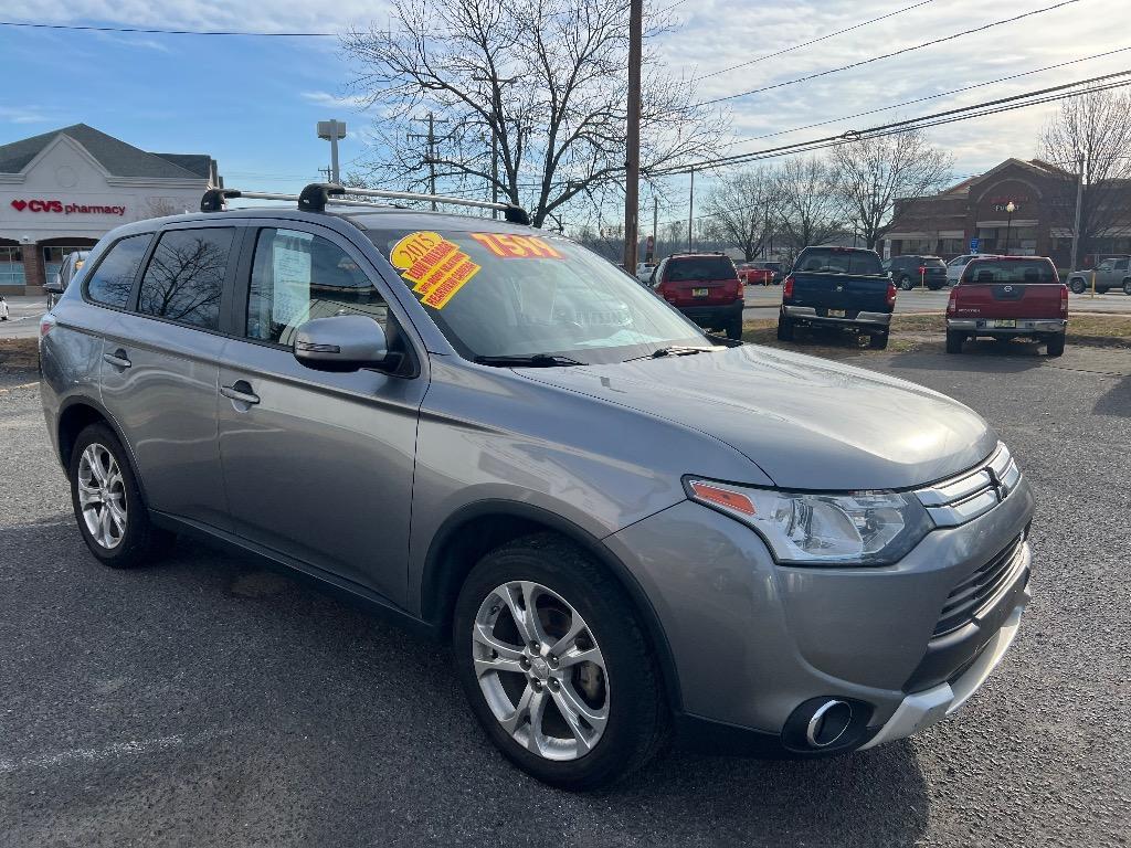 used 2015 Mitsubishi Outlander car, priced at $7,599