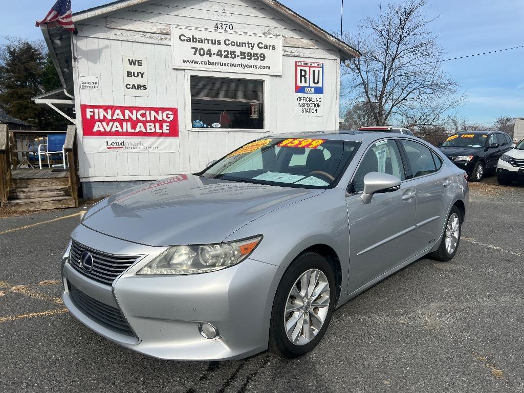 used 2013 Lexus ES 300h car, priced at $9,599