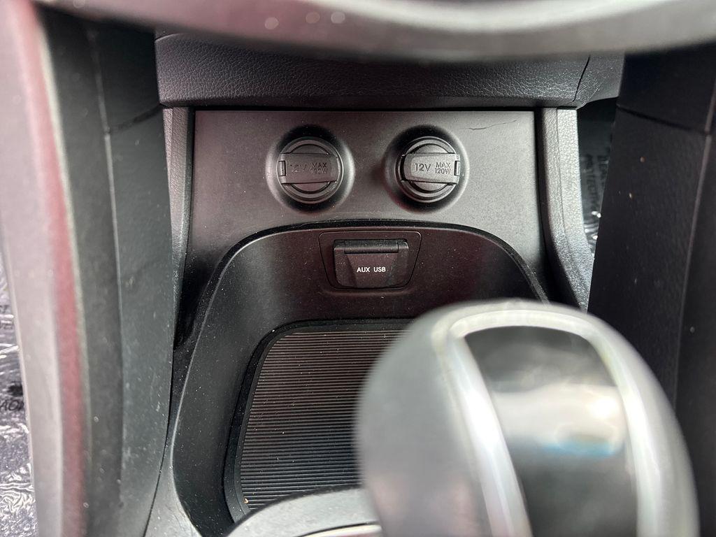 used 2013 Hyundai Santa Fe car, priced at $6,998