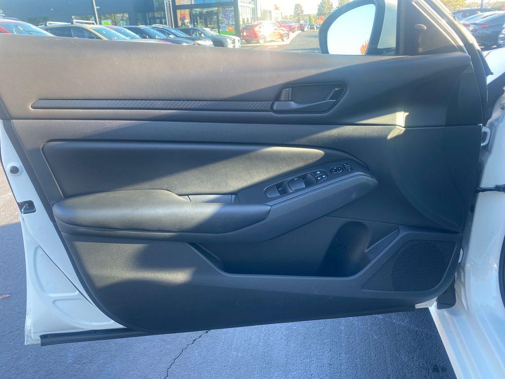 used 2023 Nissan Altima car, priced at $14,366