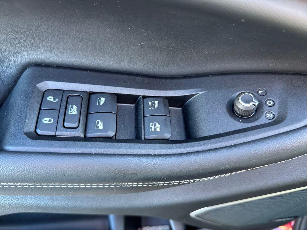 used 2021 Jeep Grand Cherokee L car, priced at $24,999