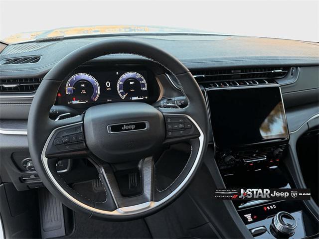 new 2025 Jeep Grand Cherokee car, priced at $48,717