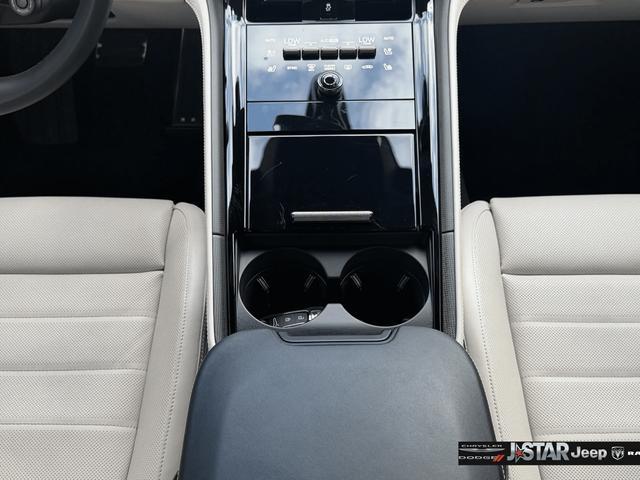 used 2025 Porsche Panamera car