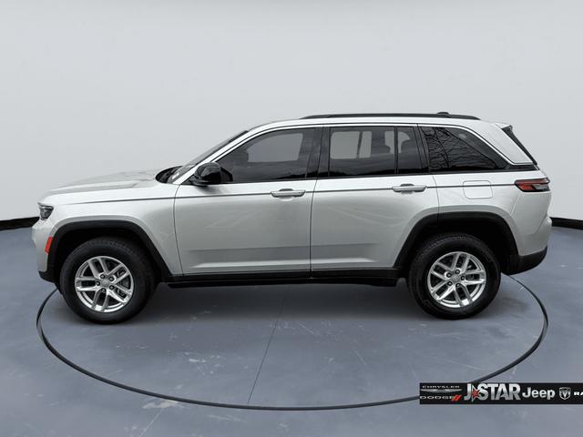 used 2024 Jeep Grand Cherokee car, priced at $27,500