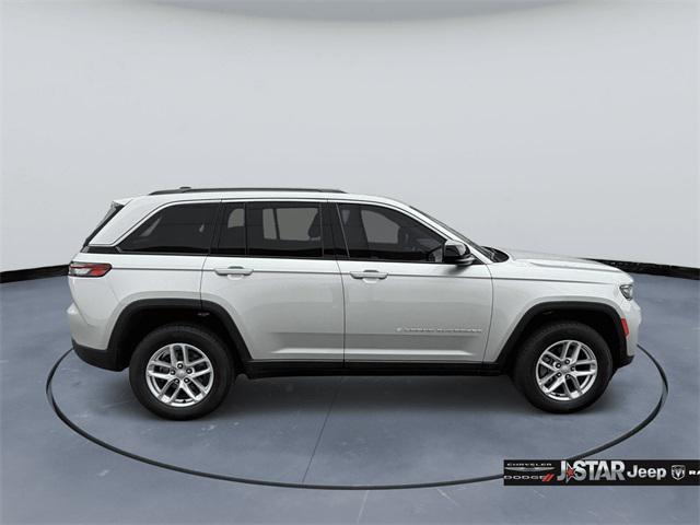 used 2024 Jeep Grand Cherokee car, priced at $27,500
