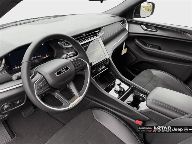 new 2025 Jeep Grand Cherokee L car, priced at $43,638