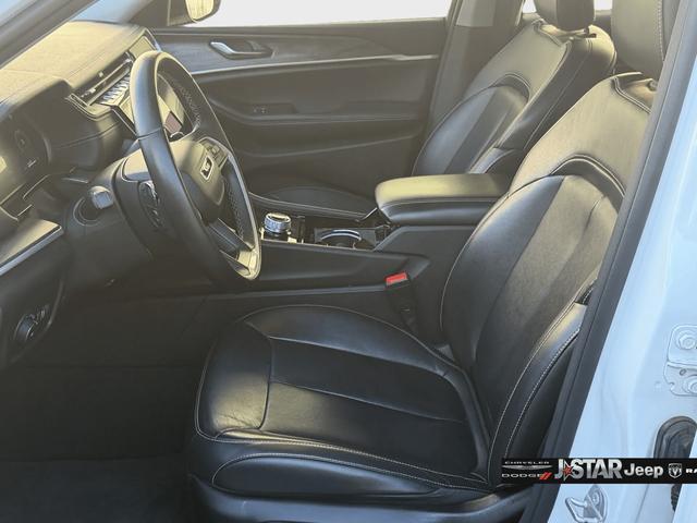 used 2022 Jeep Grand Cherokee car, priced at $24,900