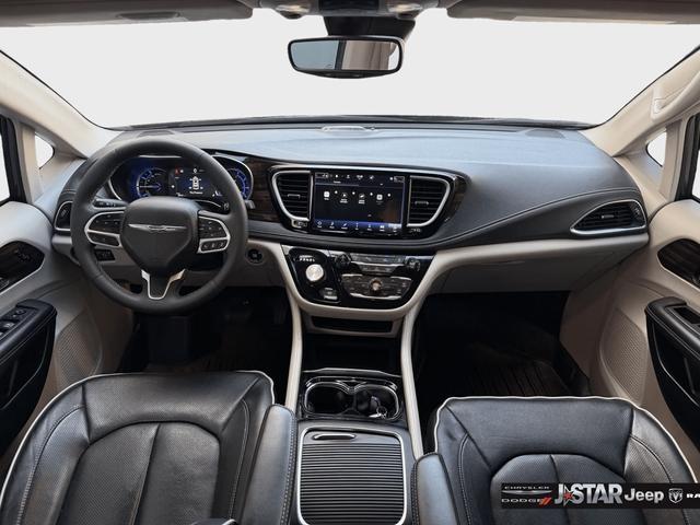 used 2023 Chrysler Pacifica Hybrid car, priced at $29,900