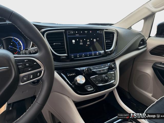 used 2023 Chrysler Pacifica Hybrid car, priced at $29,900