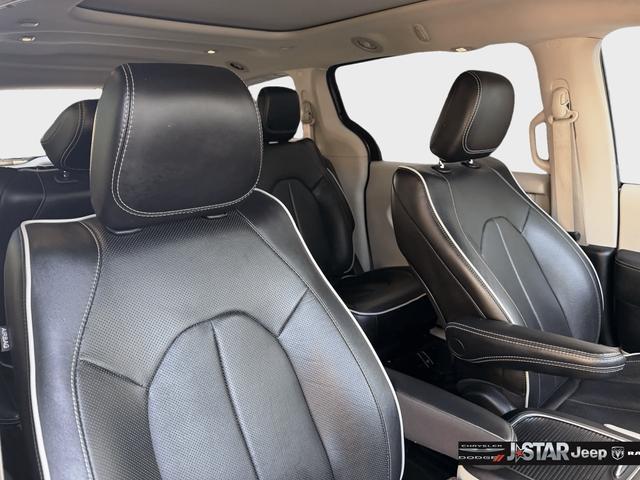 used 2023 Chrysler Pacifica Hybrid car, priced at $29,900