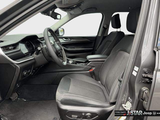 used 2023 Jeep Grand Cherokee car, priced at $28,995