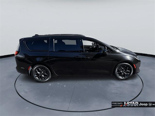 used 2019 Chrysler Pacifica car, priced at $16,500