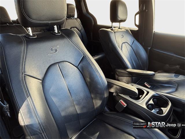 used 2019 Chrysler Pacifica car, priced at $16,500