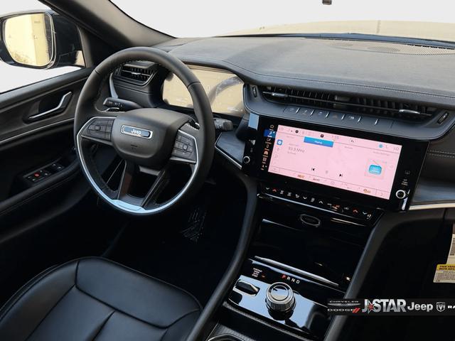 new 2026 Jeep Grand Cherokee car, priced at $50,580