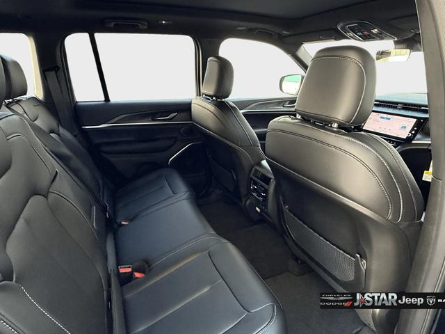 new 2026 Jeep Grand Cherokee car, priced at $50,580