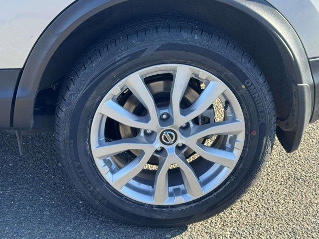 used 2022 Nissan Rogue Sport car, priced at $17,990
