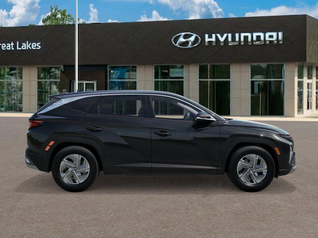 new 2026 Hyundai TUCSON Hybrid car, priced at $30,627