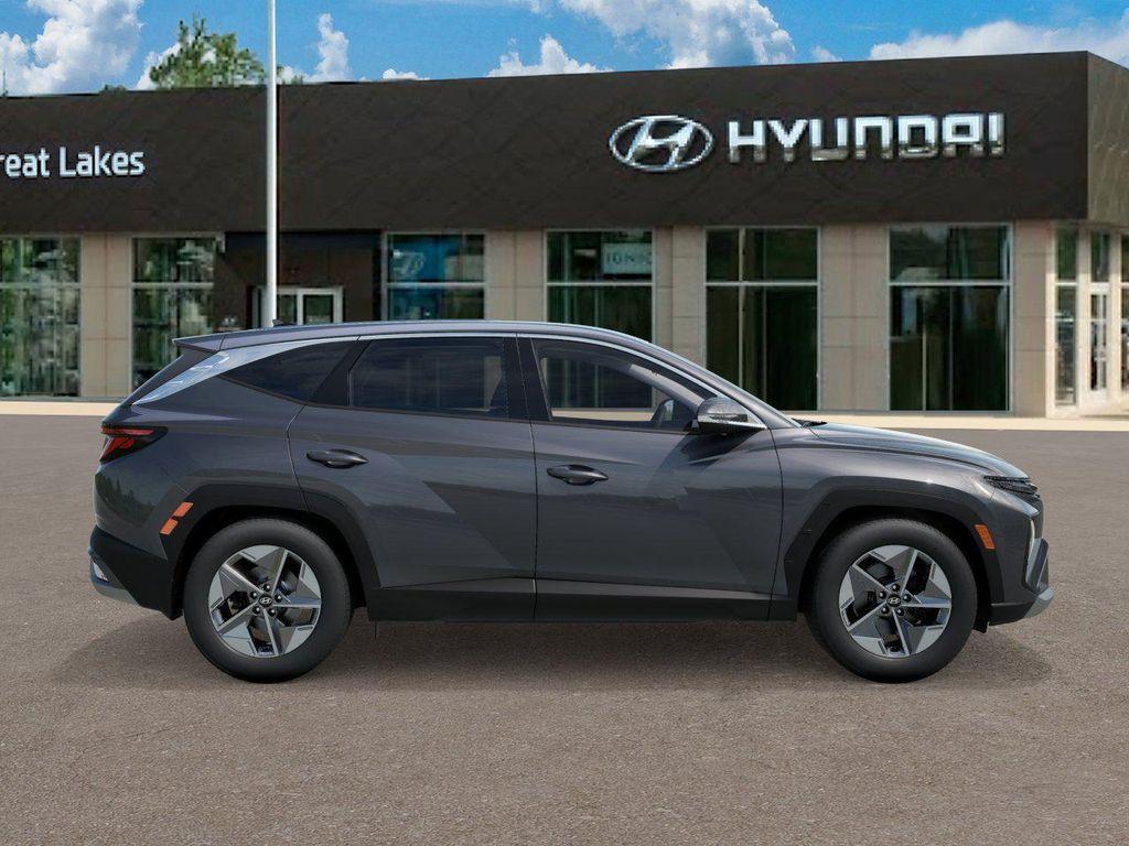 new 2026 Hyundai TUCSON Hybrid car, priced at $32,294