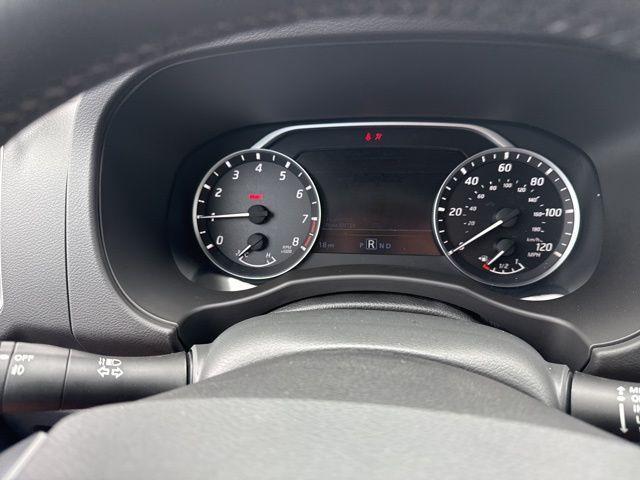 new 2025 Nissan Frontier car, priced at $38,415