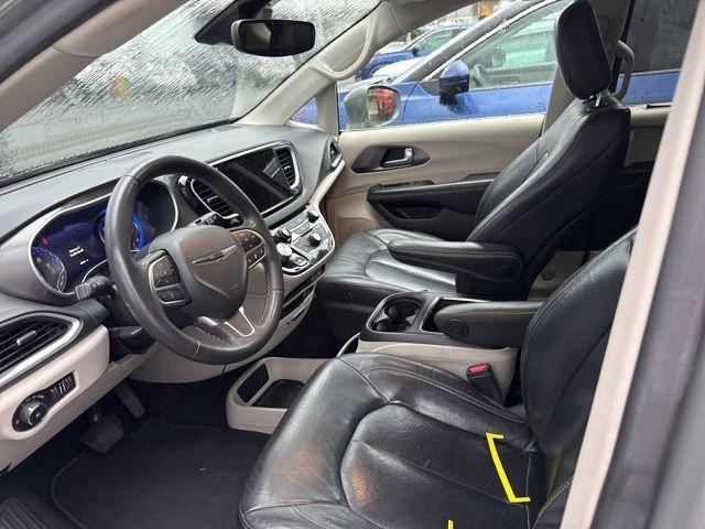 used 2022 Chrysler Pacifica car, priced at $28,995