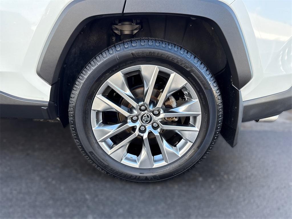 used 2019 Toyota RAV4 car, priced at $19,595