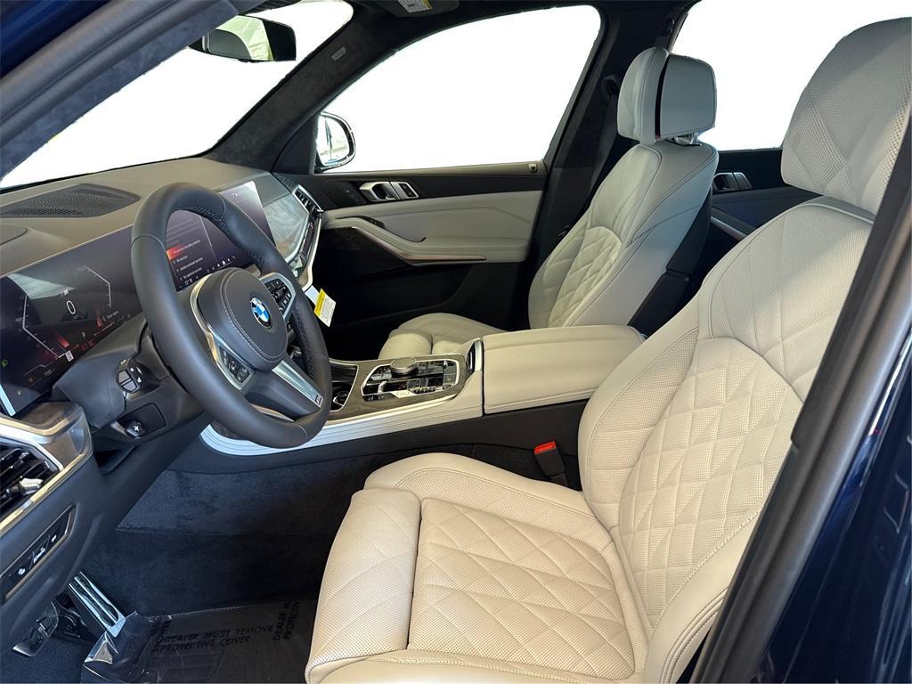 new 2026 BMW X7 car, priced at $95,375