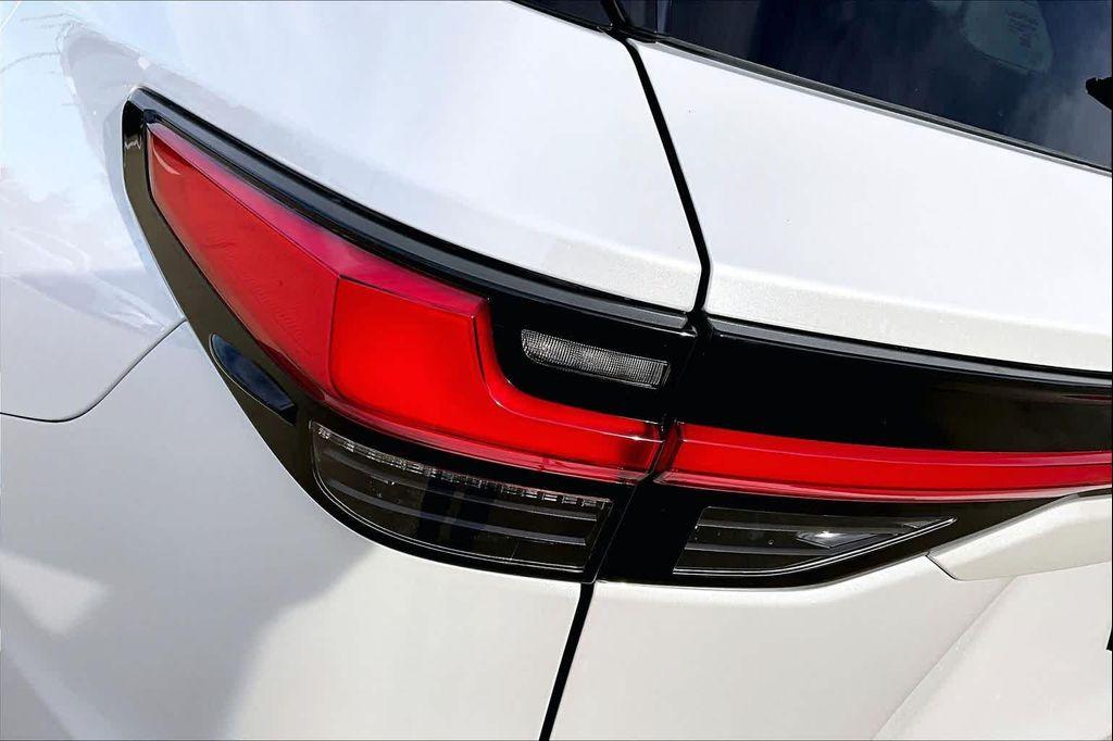 new 2026 Lexus TX 500h car, priced at $76,474