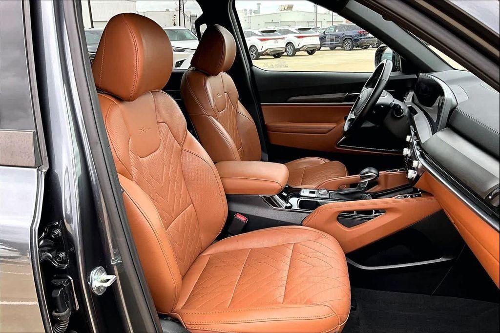 used 2023 Kia Telluride car, priced at $35,995