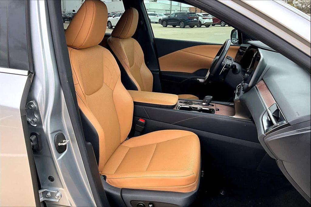 used 2024 Lexus RX 350 car, priced at $45,995