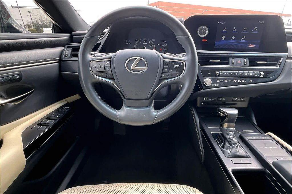 used 2022 Lexus ES 350 car, priced at $33,995