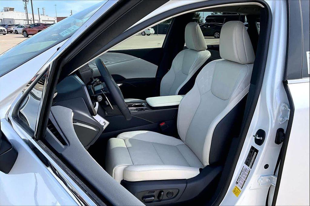new 2026 Lexus RX 350 car, priced at $70,359