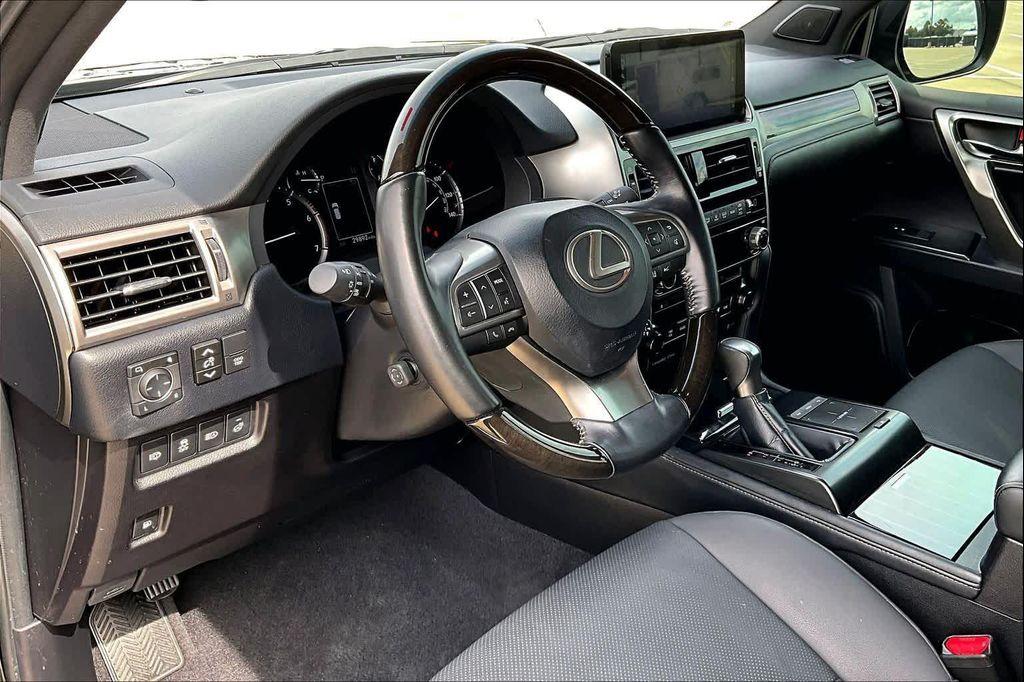 used 2023 Lexus GX 460 car, priced at $56,995
