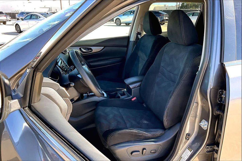 used 2016 Nissan Rogue car, priced at $11,495