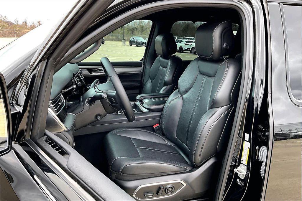 used 2023 Jeep Wagoneer car, priced at $45,995